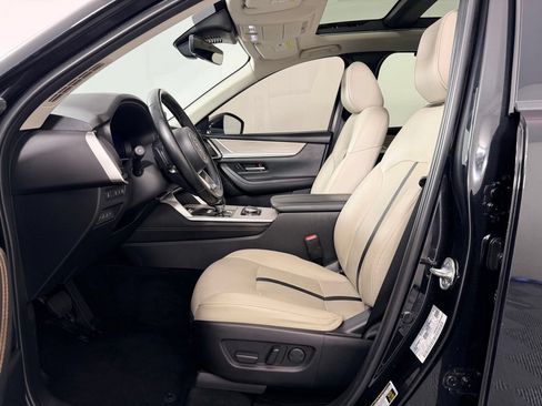 Used 2024 MAZDA CX-90 Plug-In Hybrid w/ Premium Pkg AWD/4WD image 18