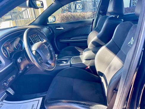 Used 2019 Dodge Charger Scat Pack w/ Plus Group image 8