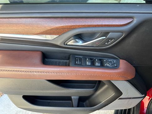 Used 2024 GMC Yukon Denali Ultimate image 22