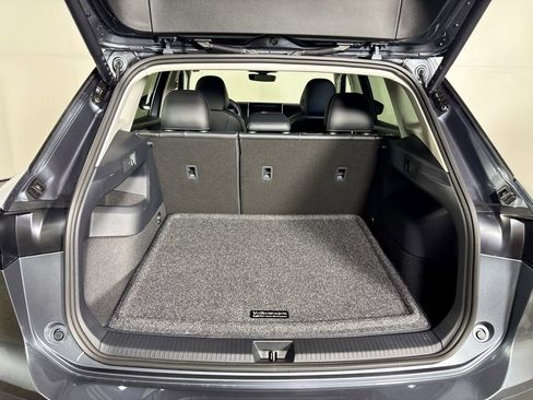 New 2026 Volkswagen Tiguan SE image 21