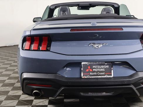 Used 2025 Ford Mustang Premium image 18