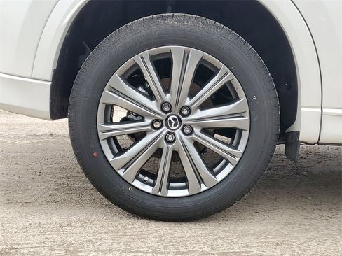 New 2025 MAZDA CX-5 Signature image 5