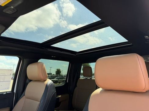 Certified 2022 Ford F150 Lariat w/ Equipment Group 502A High image 20