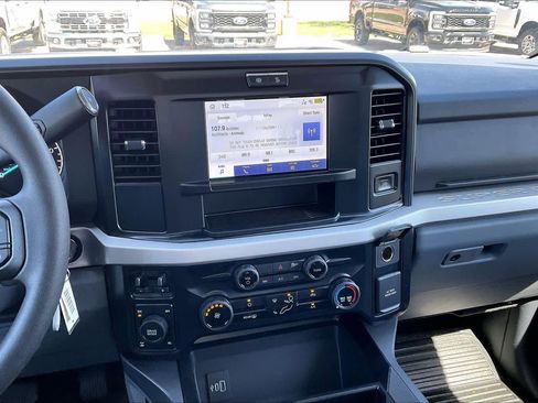 New 2026 Ford F350 XLT w/ FX4 Off-Road Package image 6