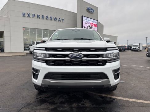 Used 2024 Ford Expedition Max Limited image 2