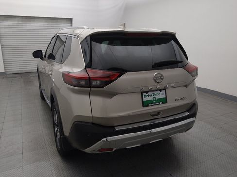 Used 2023 Nissan Rogue Platinum FWD image 6