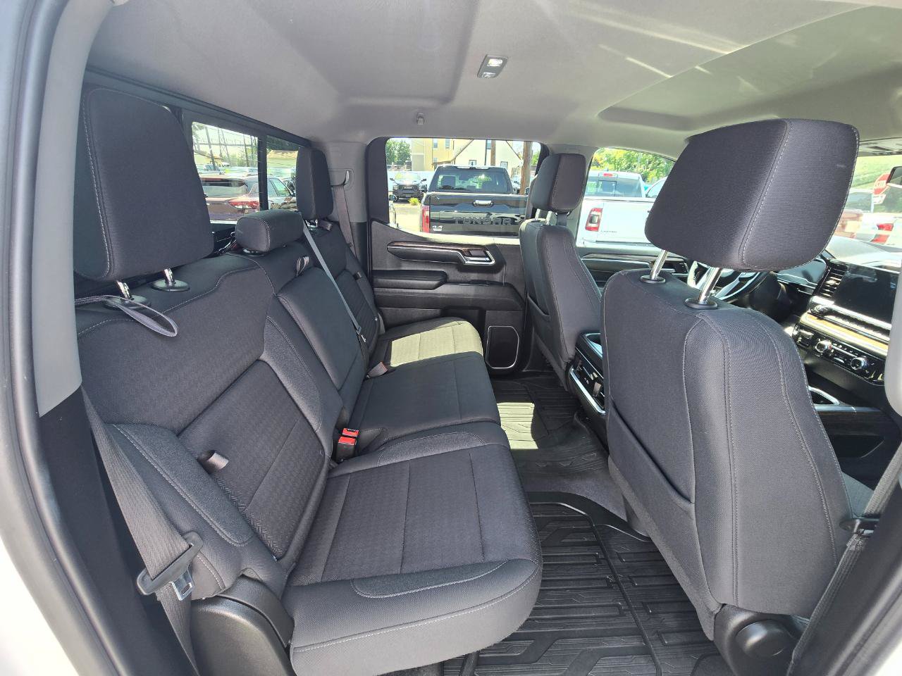 Used 2024 GMC Sierra 1500 Elevation w/ Preferred Package AWD/4WD image 14