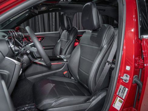 Certified 2025 Mercedes-Benz GLC 300 image 11