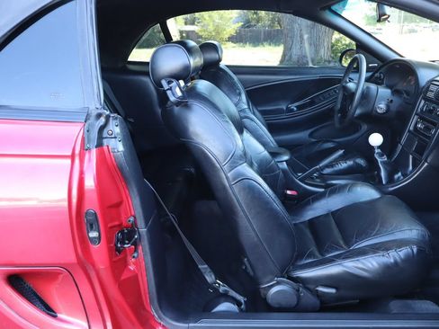 Used 1997 Ford Mustang GT RWD image 33