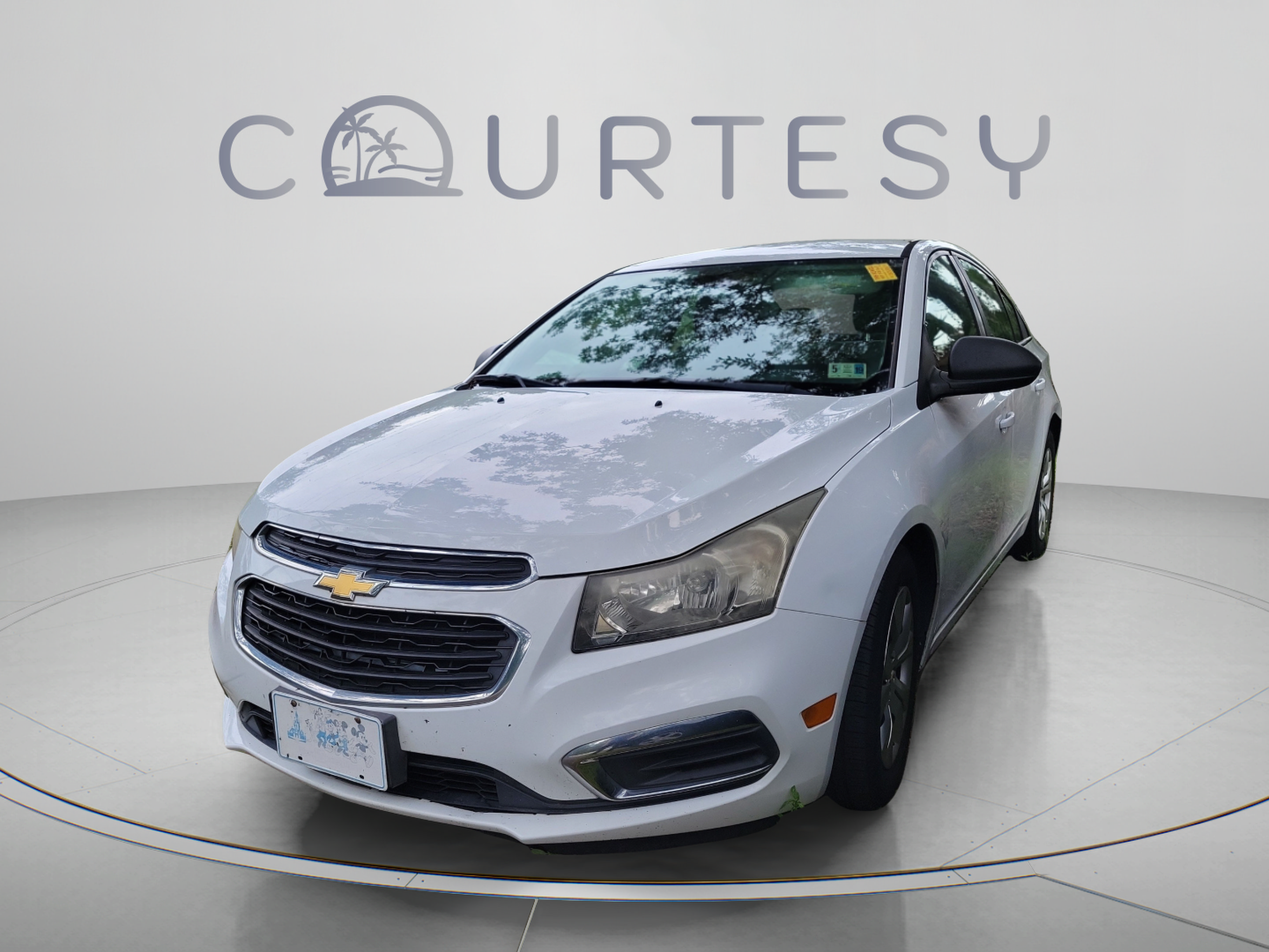 Used 2015 Chevrolet Cruze LS FWD image 1