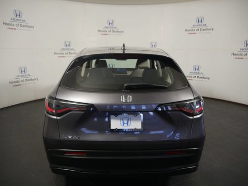 Used 2024 Honda HR-V LX image 4