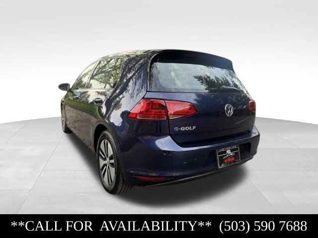 Used 2016 Volkswagen e-Golf SE w/ DC Fast Charging Package FWD image 3