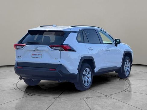 Certified 2021 Toyota RAV4 LE AWD/4WD image 6