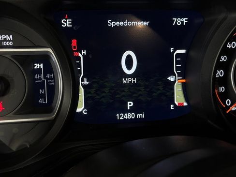 Certified 2025 Jeep Gladiator Rubicon AWD/4WD image 16