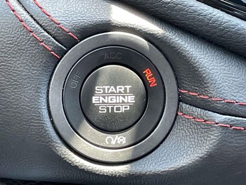 Used 2024 Dodge Durango GT RWD image 24