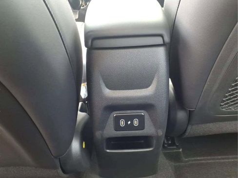 New 2026 Hyundai Venue SEL FWD image 13