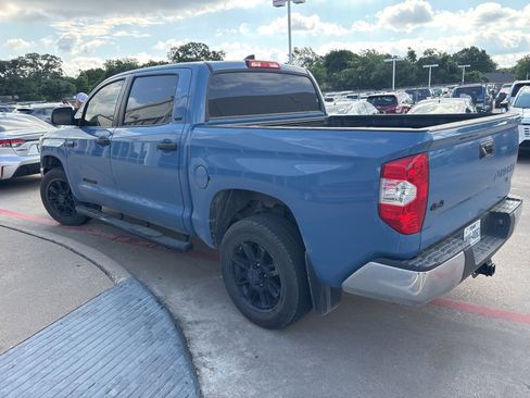 Used 2021 Toyota Tundra SR5 w/ SR5 Leather Package AWD/4WD image 6