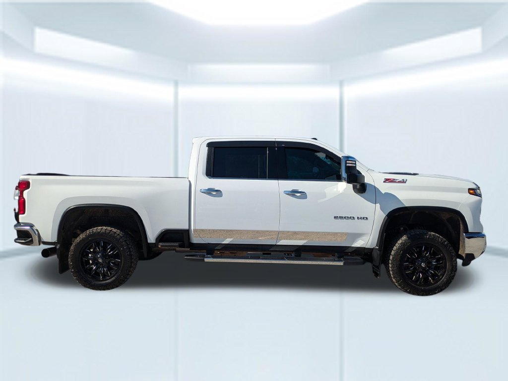 Used 2024 Chevrolet Silverado 2500 LTZ w/ LTZ Premium Package AWD/4WD image 7