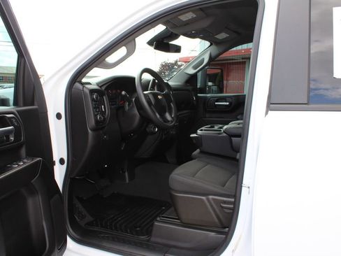Used 2025 Chevrolet Silverado 2500 Custom w/ Z71 Off-Road Package AWD/4WD image 30