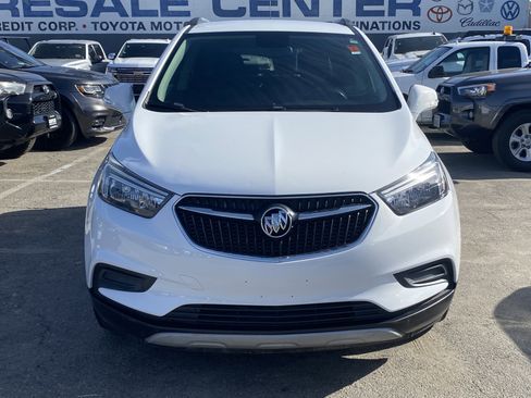 Used 2019 Buick Encore Preferred image 3