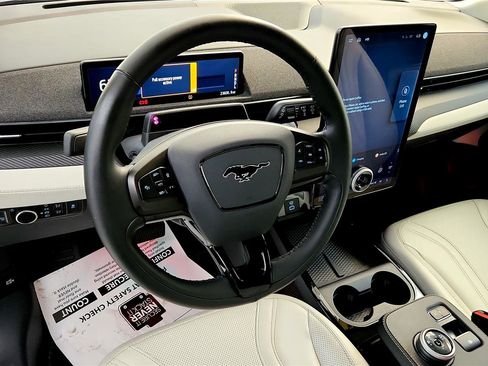 Used 2023 Ford Mustang Mach-E Premium image 34