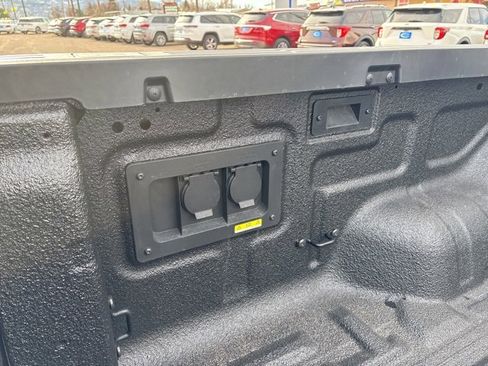 Used 2024 Ford Ranger Lariat w/ FX4 Off-Road Package image 13