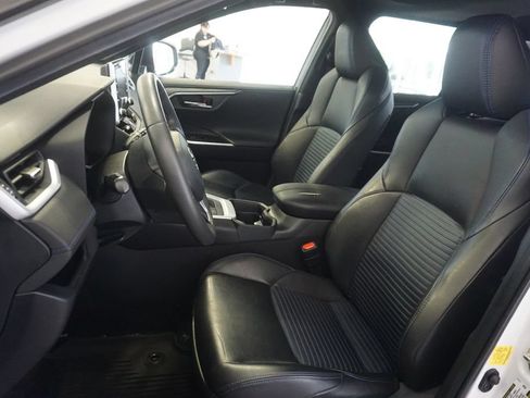 Used 2020 Toyota RAV4 XSE AWD/4WD image 20
