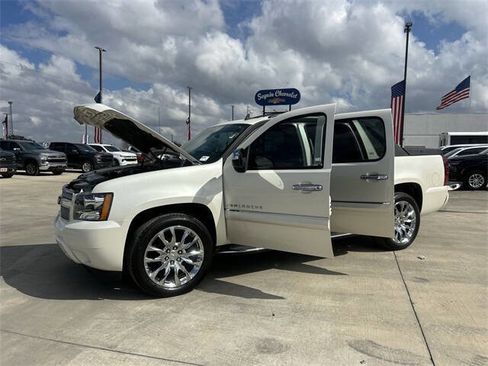 Used 2008 Chevrolet Avalanche LTZ w/ LTZ Preferred Equipment Group image 36