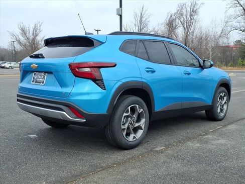 New 2026 Chevrolet Trax LT w/ Driver Confidence Package image 29