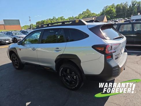Used 2025 Subaru Outback Wilderness AWD/4WD image 5
