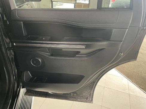 Used 2020 Ford Expedition XLT w/ Equipment Group 202A image 26
