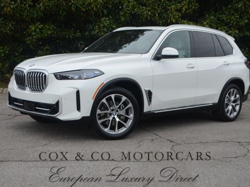 Used 2026 BMW X5 xDrive40i w/ Climate Comfort Package AWD/4WD image 1