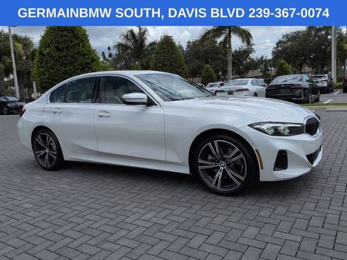 Used 2024 BMW 330i Sedan w/ Convenience Package RWD image 3