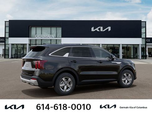 New 2026 Kia Sorento LX FWD image 9