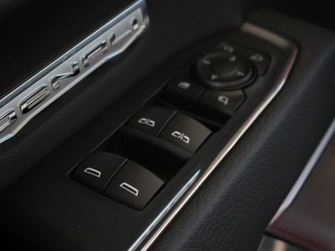 Certified 2024 GMC Sierra 1500 Denali image 23