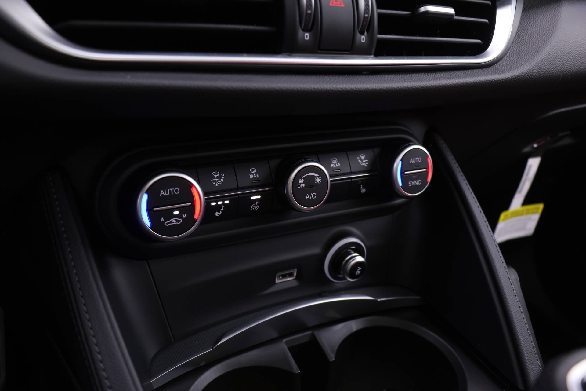 New 2026 Alfa Romeo Stelvio Sprint AWD/4WD image 10