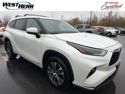 Used 2023 Toyota Highlander XLE