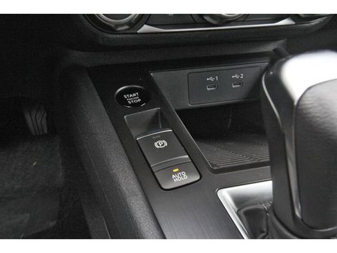 New 2026 Nissan Kicks S image 20