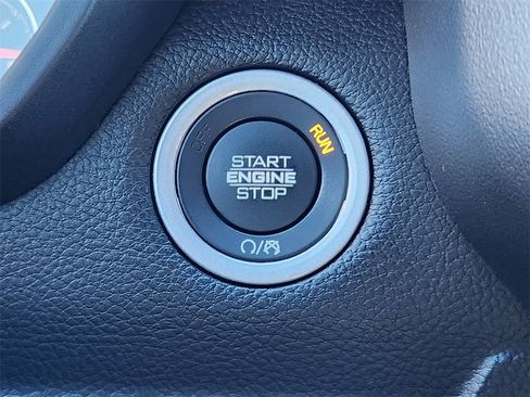 Used 2025 RAM 1500 Laramie image 23