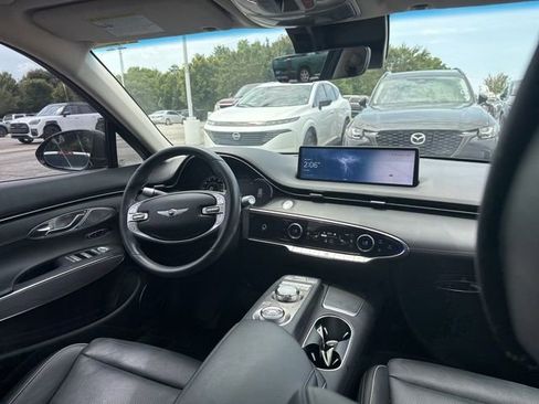 Used 2023 Genesis GV70 2.5T w/ Advanced Package AWD/4WD image 21