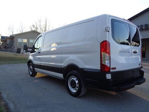 Used 2015 Ford Transit 150 150 3dr SWB Low Roof Cargo Van image 3