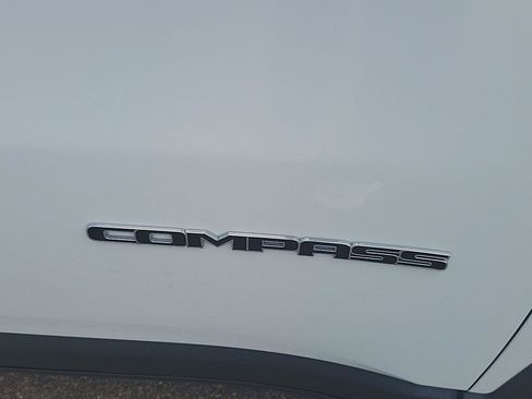 Certified 2025 Jeep Compass Sport AWD/4WD image 20