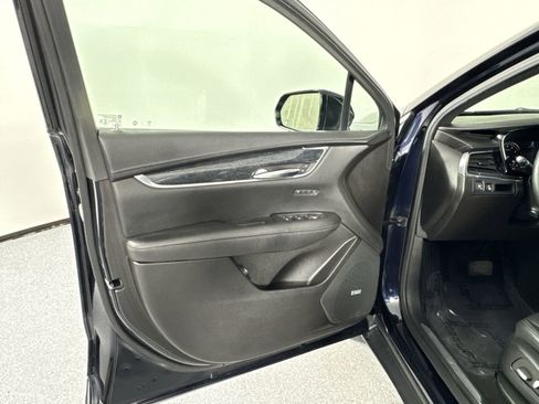 Used 2022 Cadillac XT5 Premium Luxury AWD/4WD image 20