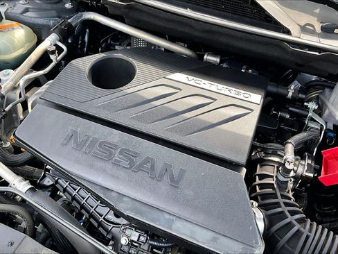 Used 2023 Nissan Rogue S FWD image 30