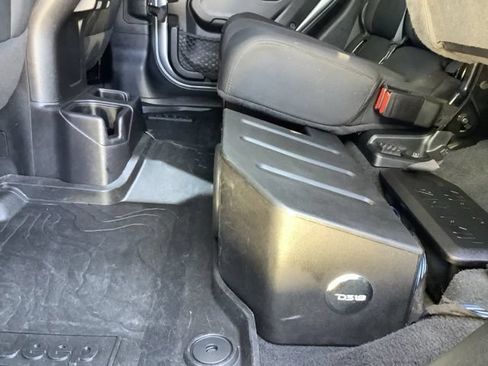 Used 2021 Jeep Gladiator Sport AWD/4WD image 21