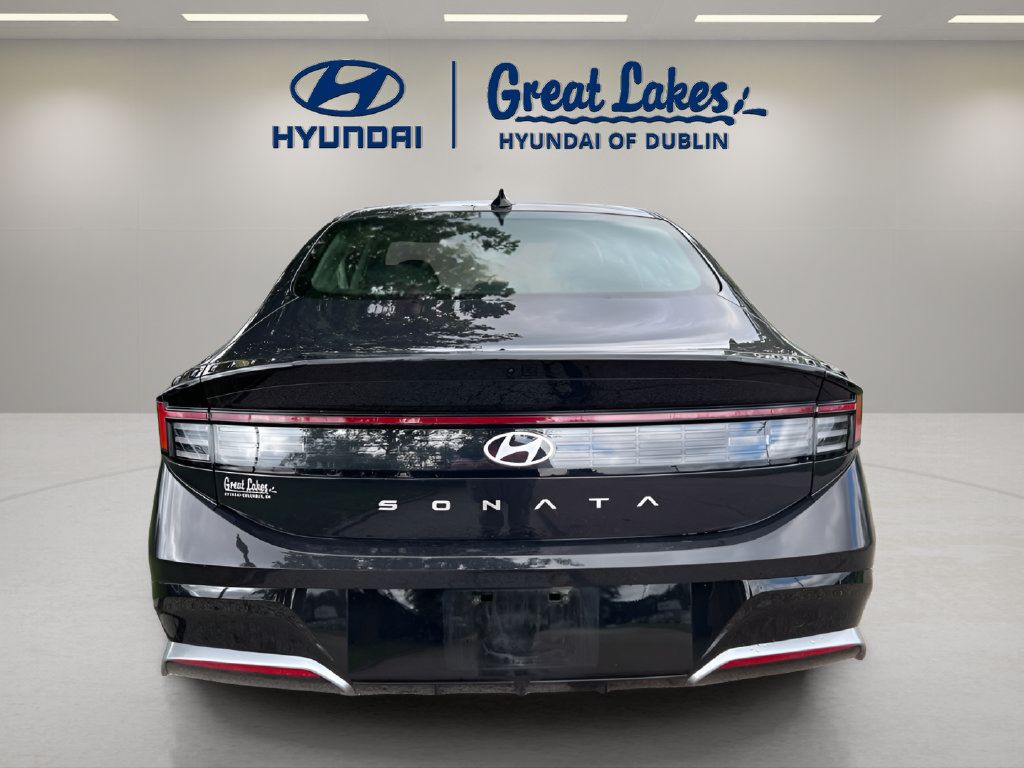 Certified 2026 Hyundai Sonata SEL FWD image 4