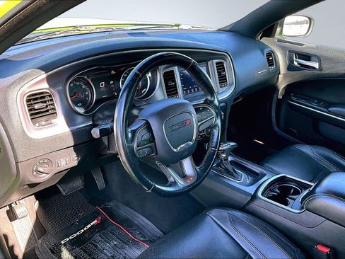Used 2019 Dodge Charger SXT w/ Leather Interior Group image 14