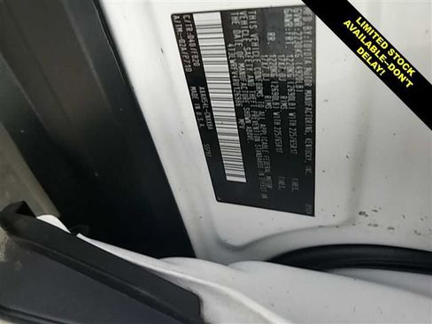 Used 2024 Toyota RAV4 LE AWD/4WD image 6