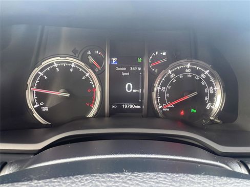 Used 2024 Toyota 4Runner Limited image 24