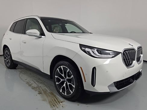 New 2026 BMW X3 xDrive30 image 7